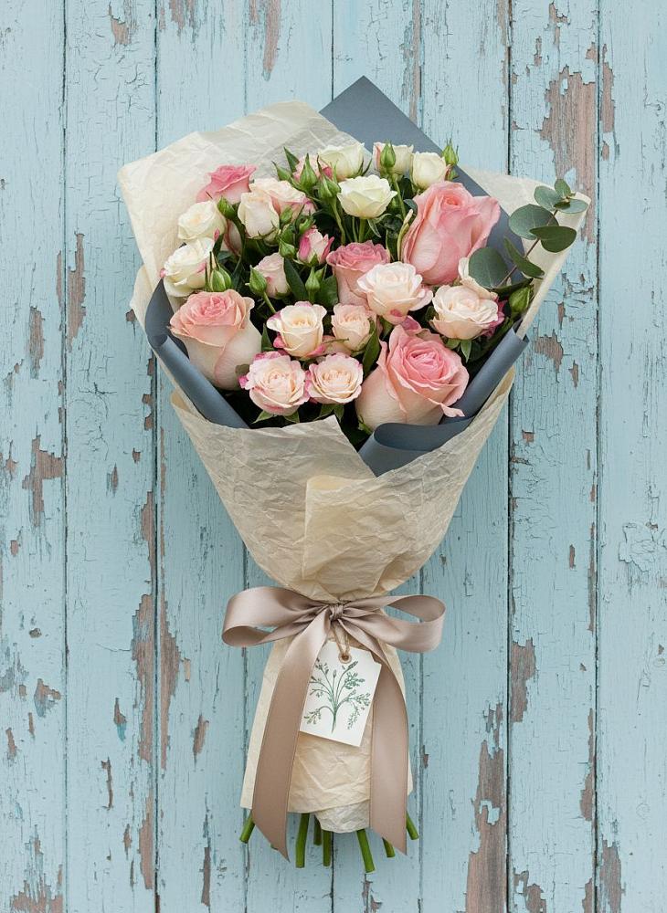 Букет цветов из: Розы в Трубчевске