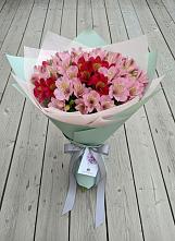 Букет цветов из:  Альстромерии в Трубчевске