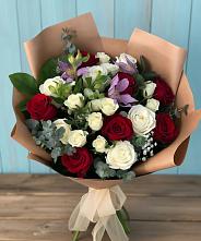 Букет цветов из:  Розы и Альстромерии в Трубчевске