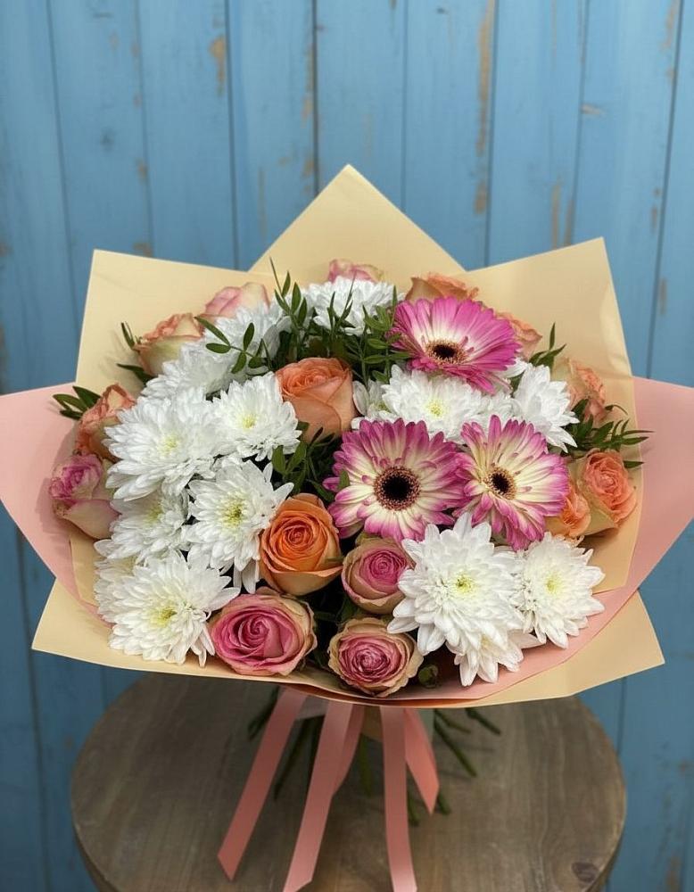Букет цветов из: Розы, Герберы и Хризантемы в Трубчевске