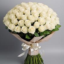 Букет 101 беля роза Белоснежка в Трубчевске