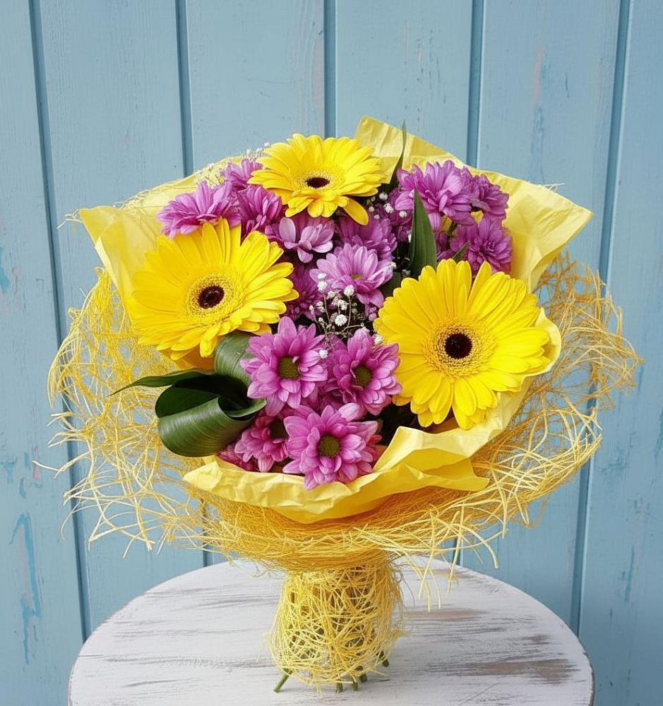 Букет цветов из: Хризантемы и Герберы в Трубчевске