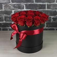 Цветочная композиция из Розы в шляпной коробке #REPLACE_PRED# Трубчевске