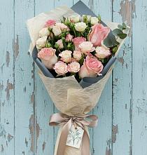 Букет цветов из:  Розы в Трубчевске
