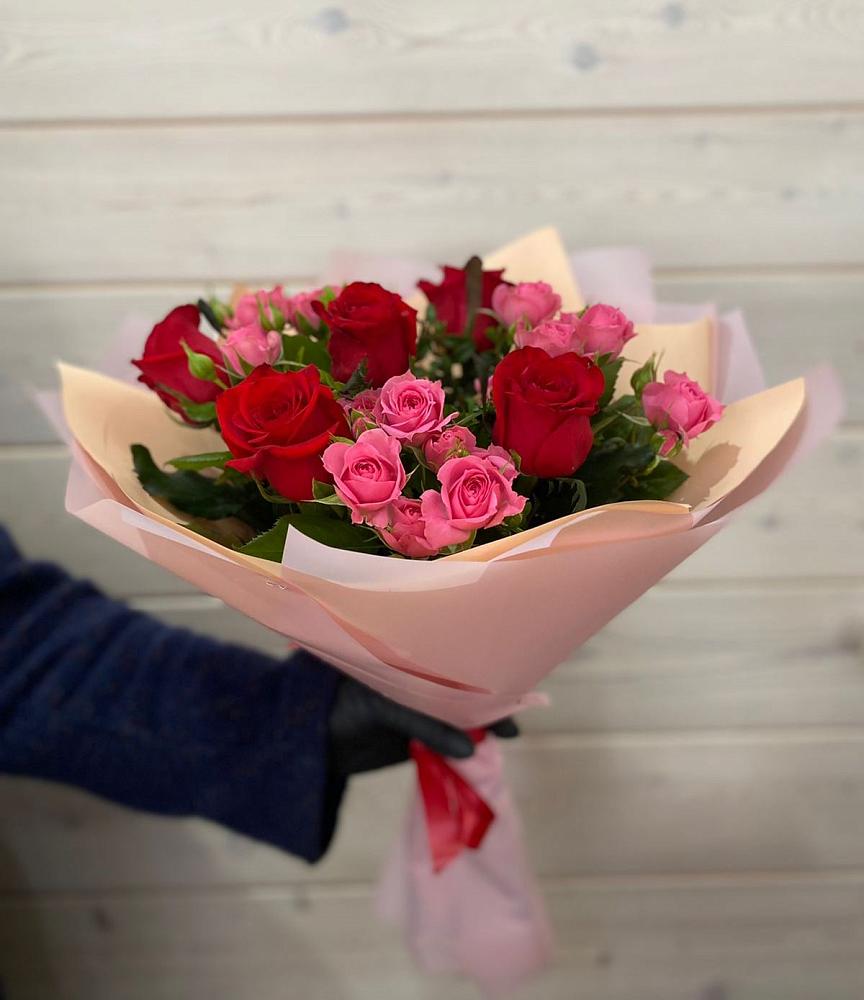 Букет цветов из: Розы в Трубчевске