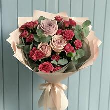 Букет цветов из:  Гвоздики и Розы в Трубчевске