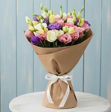 Букет цветов из:  Лизиантусы в Трубчевске