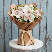 Букет цветов из:  Орхидеи и Розы в Трубчевске
